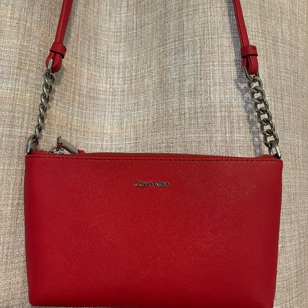 This is a small purse, new with out tags
